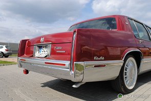 Cadillac DeVille - zdjęcie pojazdu