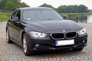BMW seria 3 rocznik 2015 - zdjęcie pojazdu