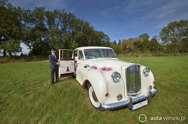 Eleganckie auto ślubne z kierowcą