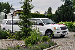 LIMUZYNY ŁÓDŹ WYNAJEM LIMUZYN FORD BOSS - zdjęcie pojazdu