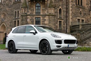 NOWE PORSCHE CAYENNE Czerwona skóra!!!LUX WERSJA - zdjęcie pojazdu