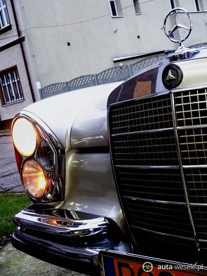 zabytkowy Mercedes W108 z 1972 r - zdjęcie pojazdu