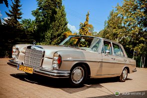 zabytkowy Mercedes W108 z 1972 r - zdjęcie pojazdu