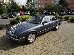 Jaguar XJ8 V8 - zdjęcie pojazdu