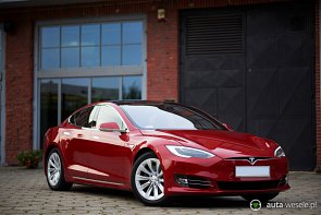 TESLA Model S wynajem na ślub i wesele - zdjęcie pojazdu