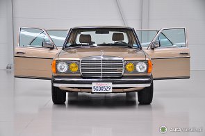 Mercedes W123 USA - zdjęcie pojazdu