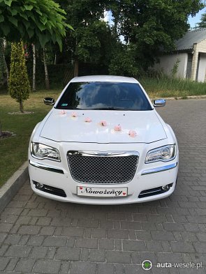 Chrysler 300c | Jedyny w Polsce | 22-calowe felgi - zdjęcie pojazdu