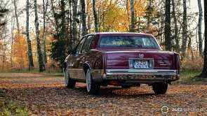 Cadillac DeVille - zdjęcie pojazdu