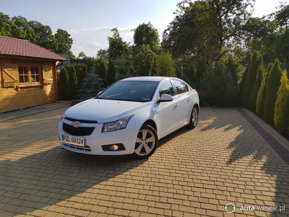 Samochód ślubny Złotów Chevrolet Cruze autawesele.pl