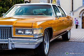 Cadillac fleetwood brougham rocznik '75 - zdjęcie pojazdu