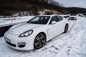 PORSCHE PANAMERA - zdjęcie pojazdu